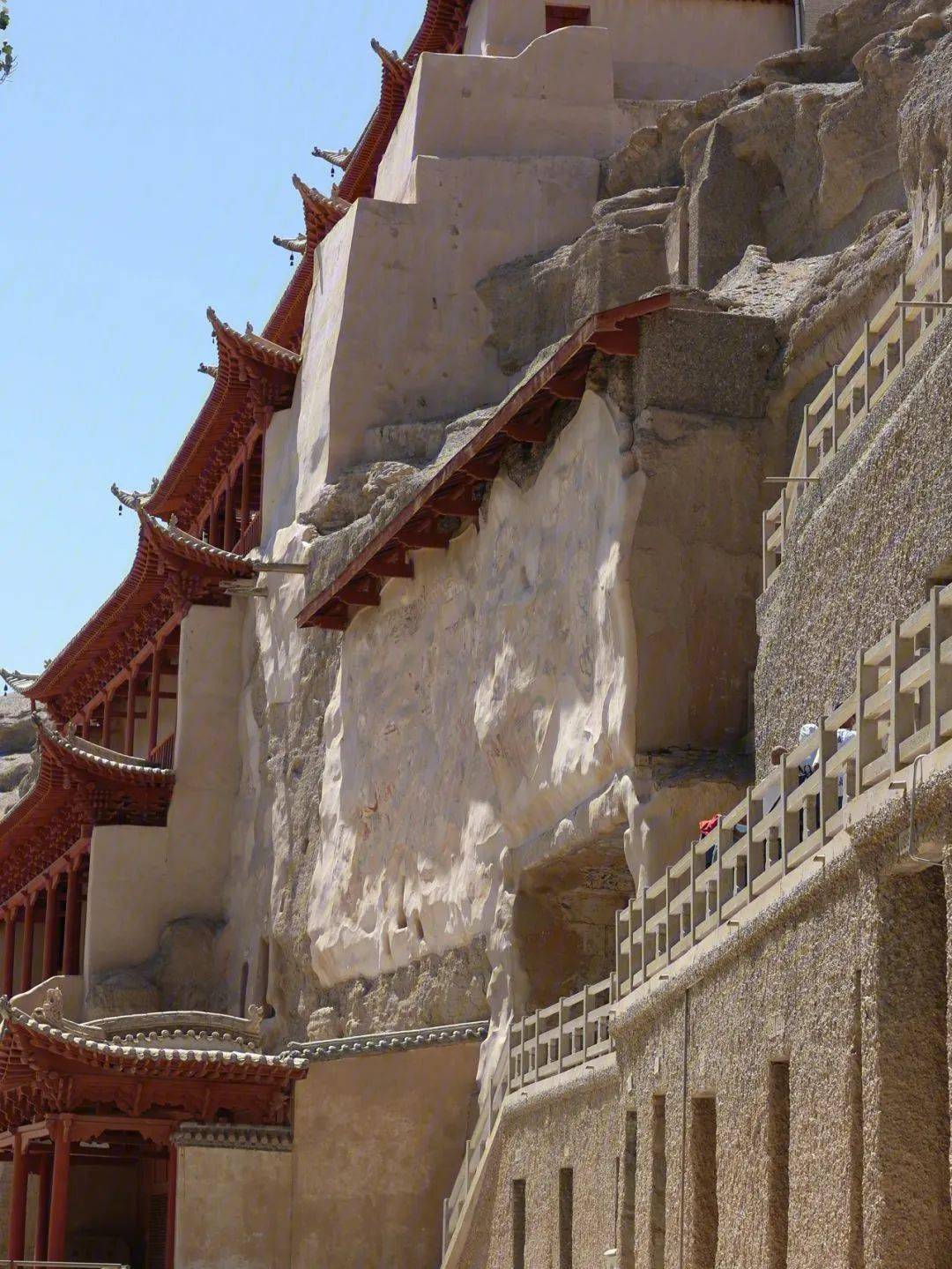 敦煌石窟艺术简史下载_敦煌石窟艺术风格演变_敦煌石窟艺术历史