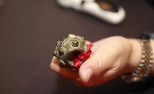 鉴宝节目内幕_专家鉴定套路_鉴宝天书txt下载