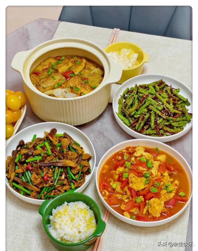 一周家常菜单_川湘辣鲜香家常菜_家常菜谱下载